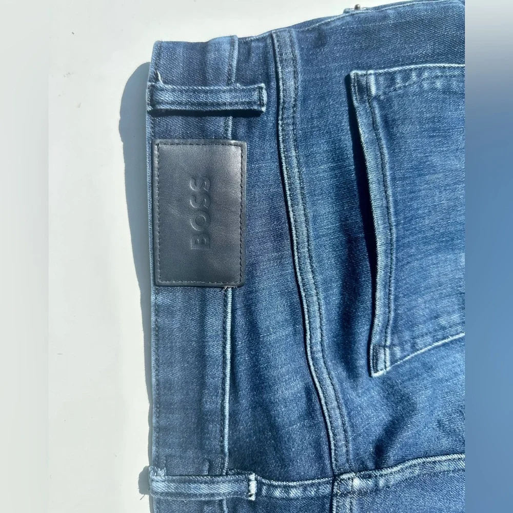 Boss MAINE Regular fit Men’s Slim Straight Jeans in Deep Blue, W 35, L 34